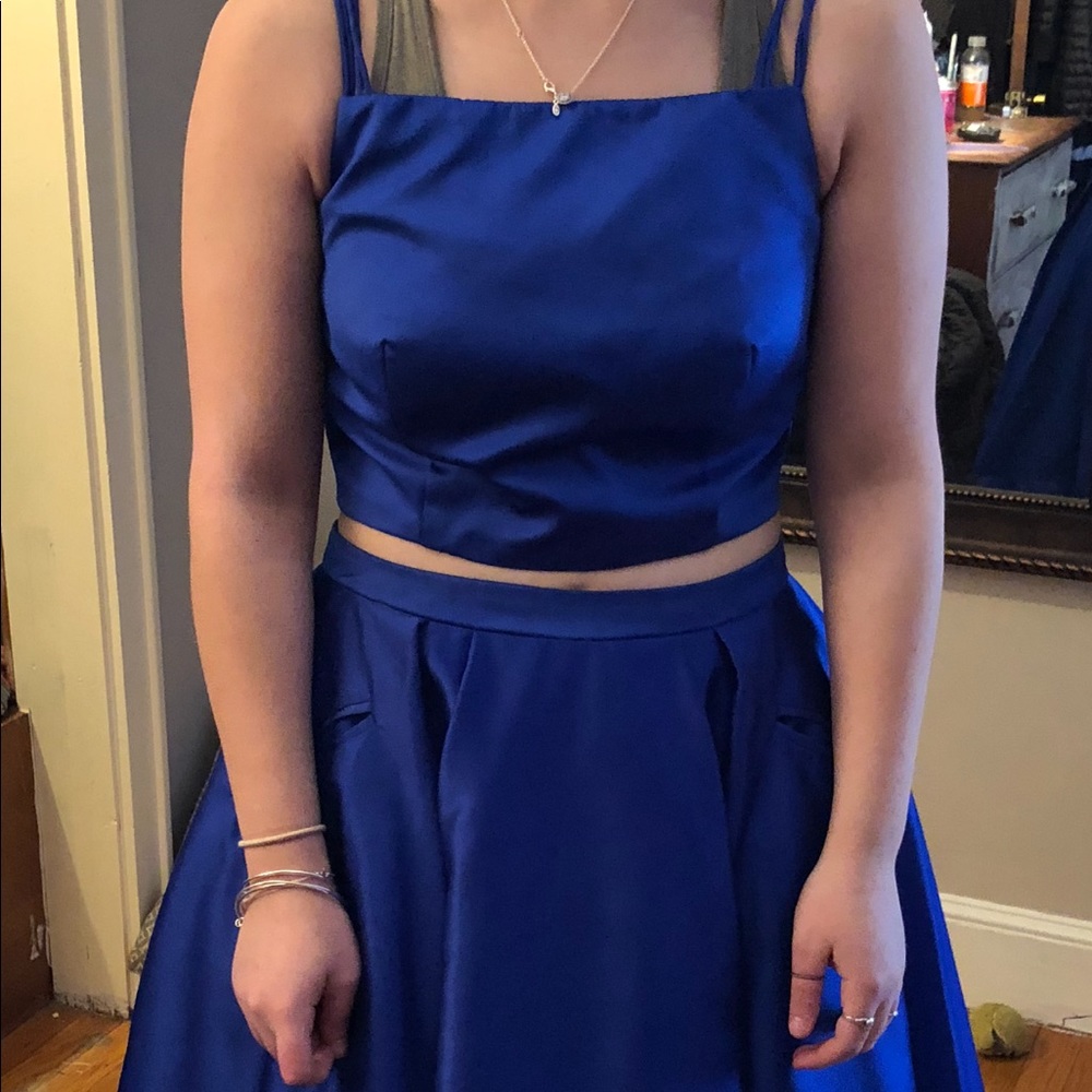 Prom Dress👗 - Picture 2 of 2